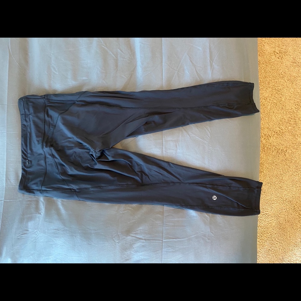 Lululemon Final Lap leggings size 8